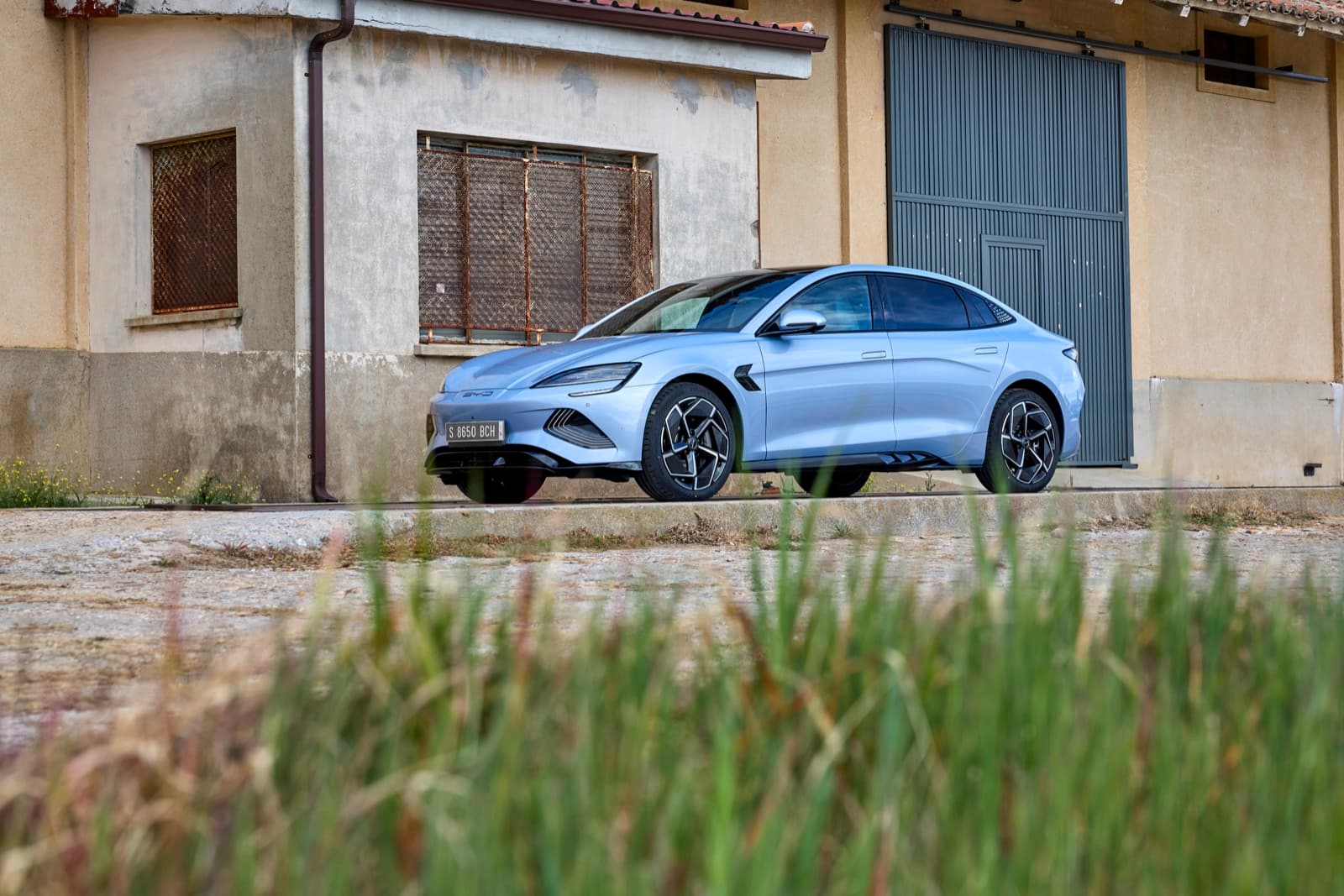 BYD Seal Performance electric sedan exterior, front three-quarter view.