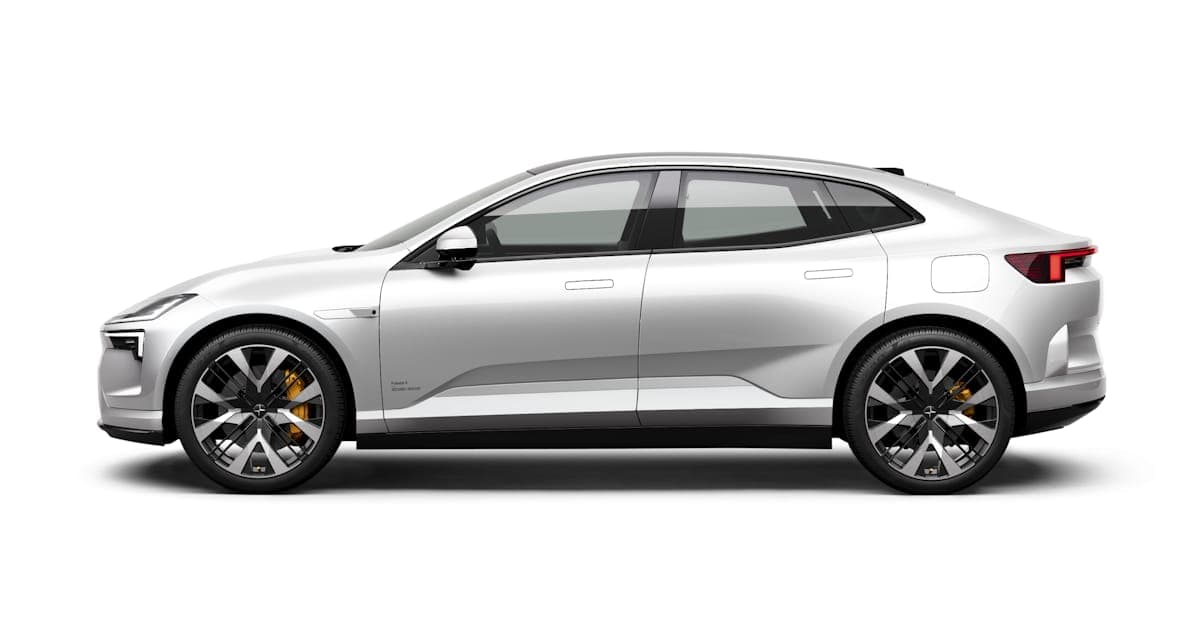 Polestar 4 Long Range Dual Motor electric SUV coupe exterior, side profile view.